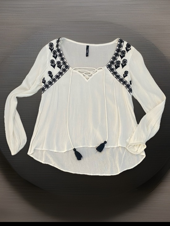 Tiffosi Tops - Tiffosi Women's Ivory Peasant Boho Blouse Top with Black Embroidery Women’s Sz S